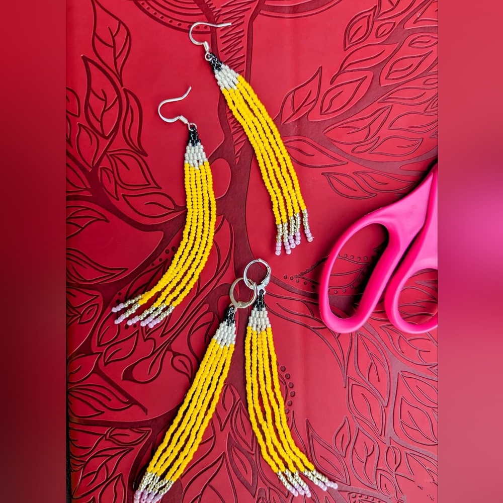 ADORABLE Teacher Earrings Beaded Pencils Native Made Luxe